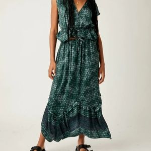 Free People Womens size Small Dreambound Set Emerald Green satin Combo NWT